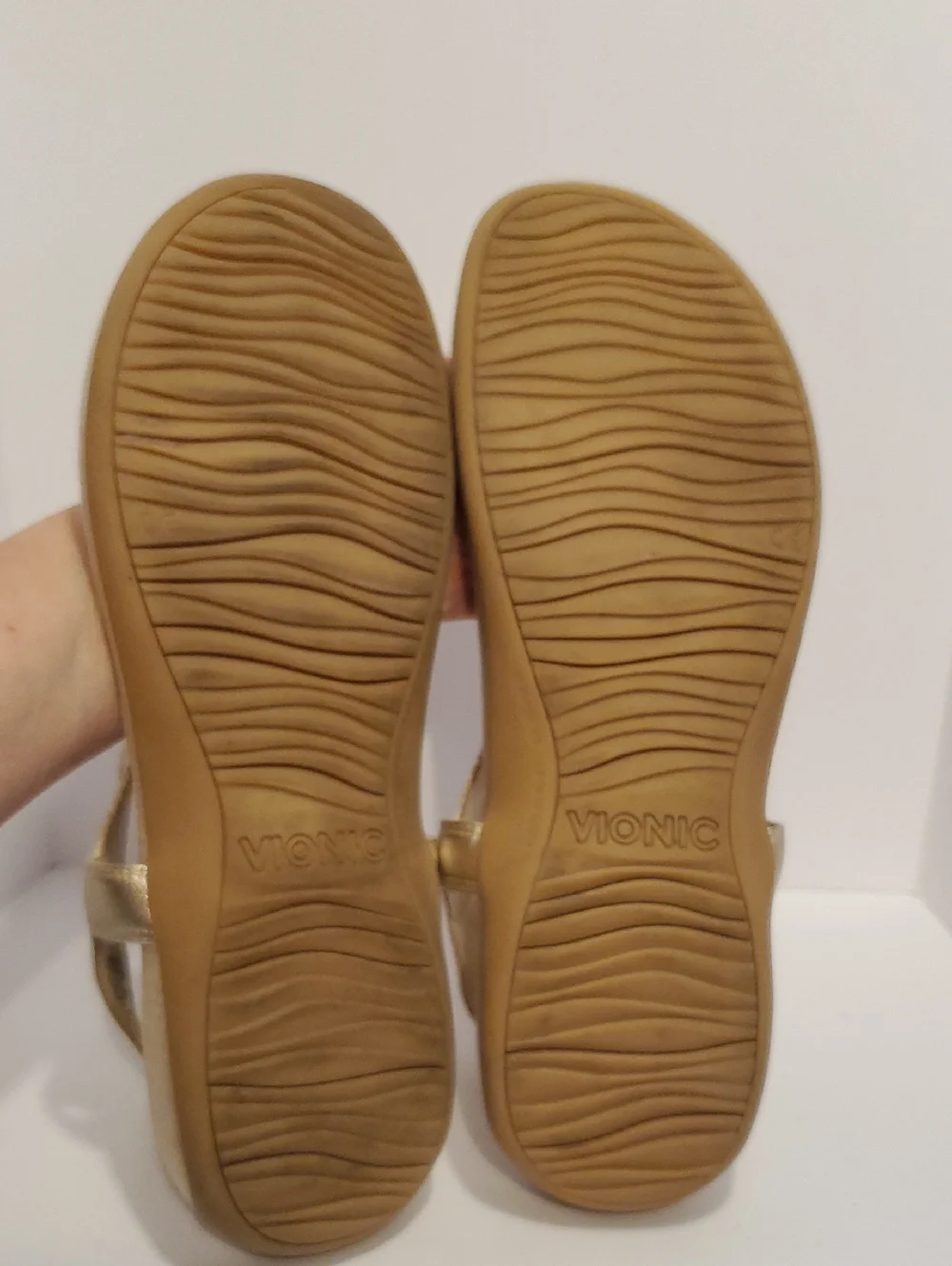 Vionic Brea Gold Metallic Leather Toe Post SlingBack Sandal Size 13 - Picture 11 of 14